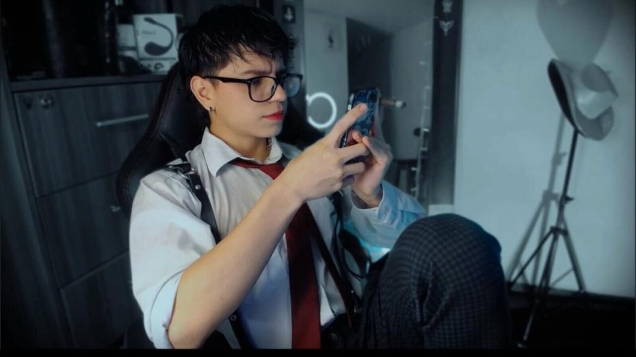 Live Porn Camera of MarckConner