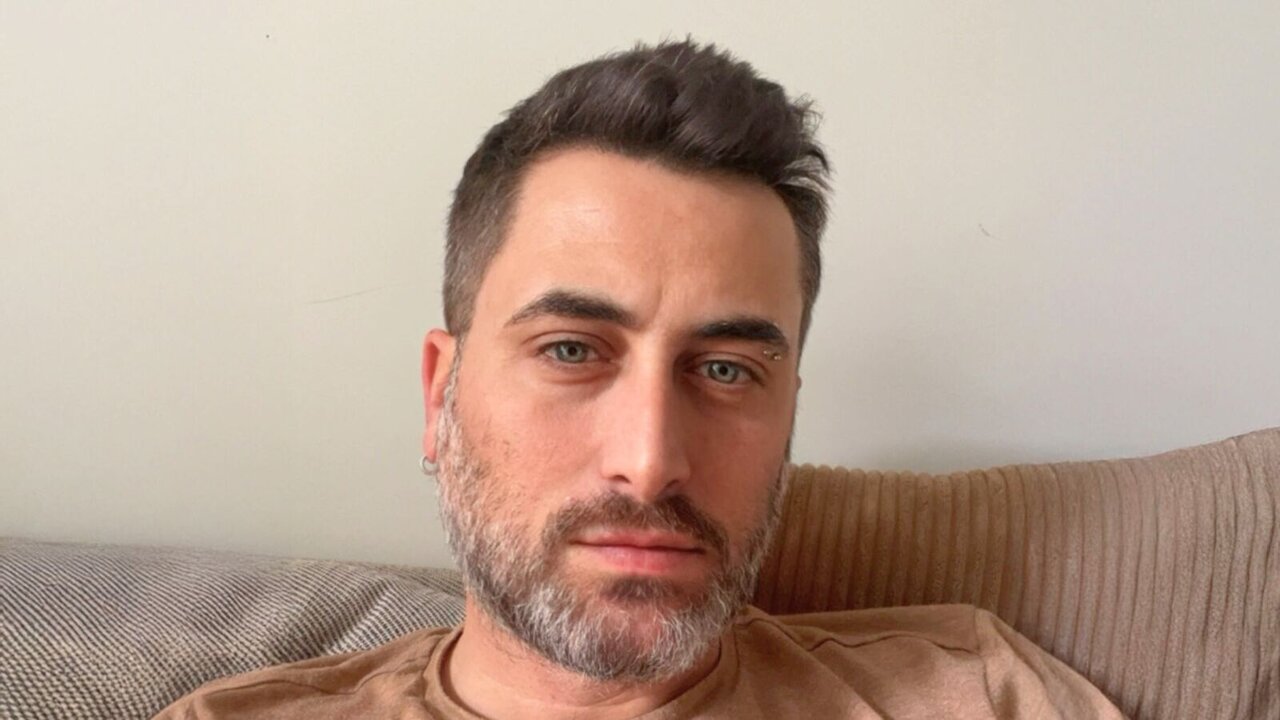 Live Porn Camera of StefanFR