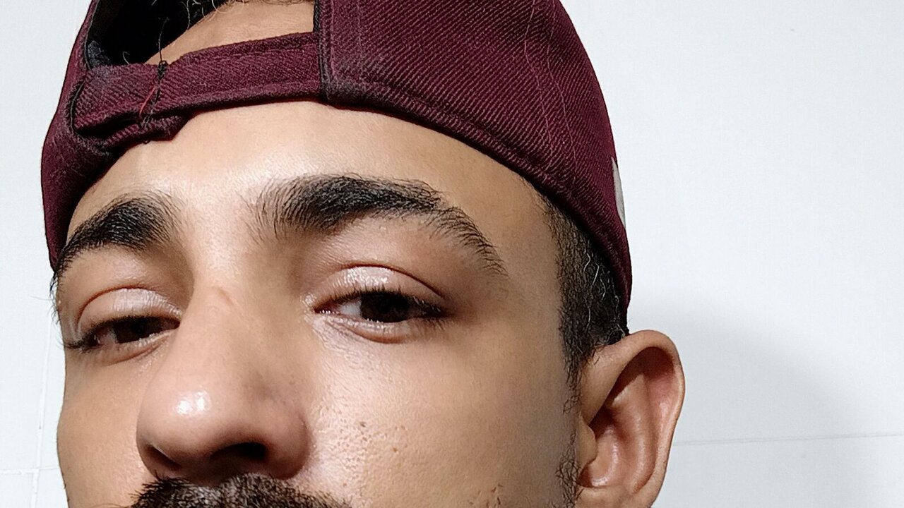 Live Porn Camera of VitorMoreno