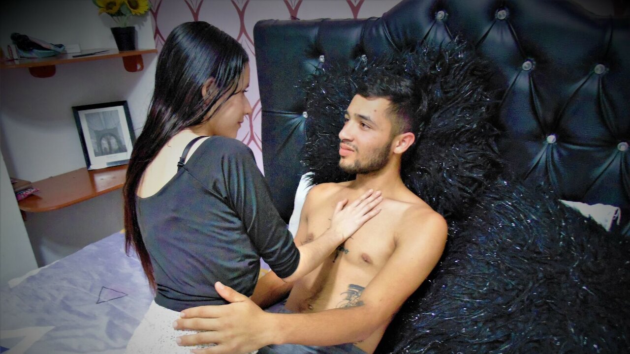 Live Porn Camera of JulietaAndSimon