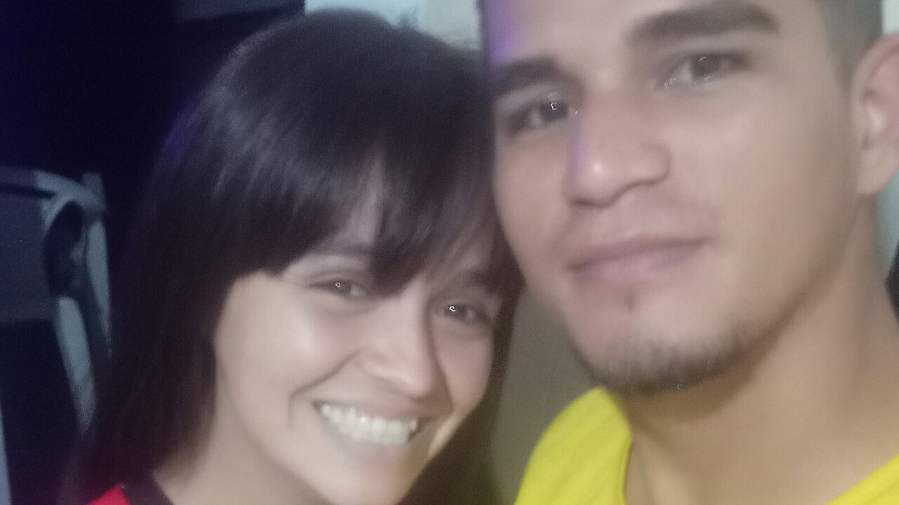 Live Porn Camera of NicoleAndHector