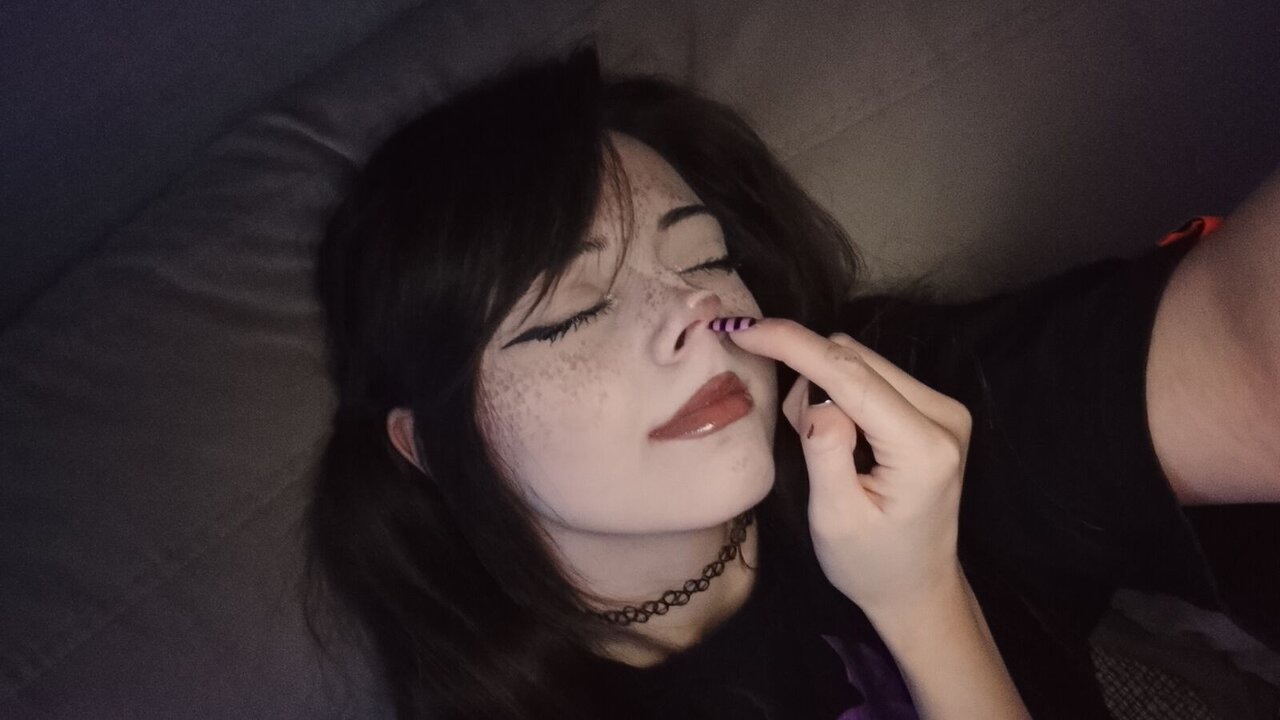 Live Porn Camera of FrennieHogsmith