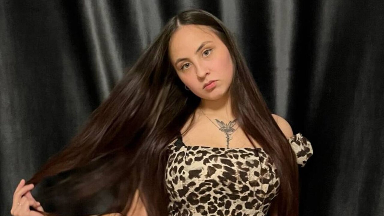 Live Porn Camera of JessicaGoudreau