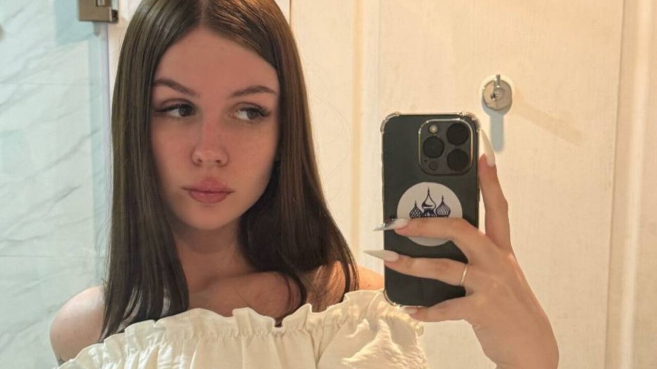 Live Porn Camera of MiaRioti